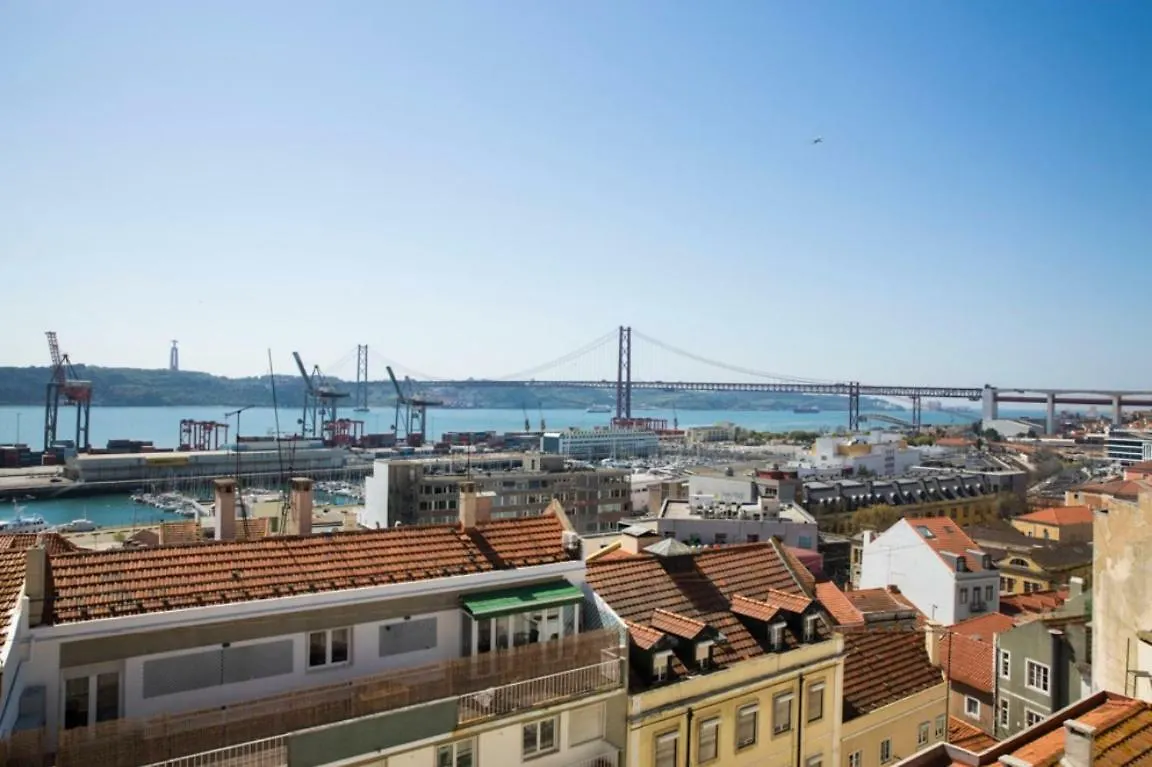 Ola Lisbon - Lapa I Apartment