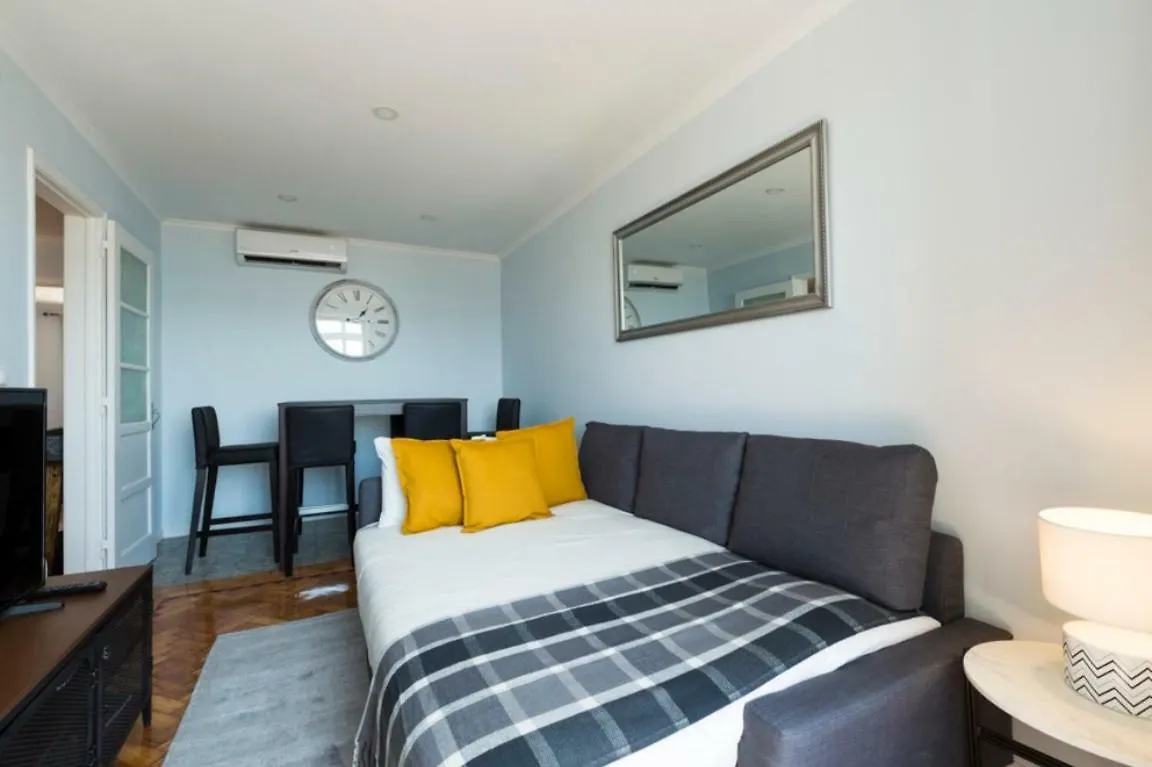 Ola Lisbon - Lapa I Apartment
